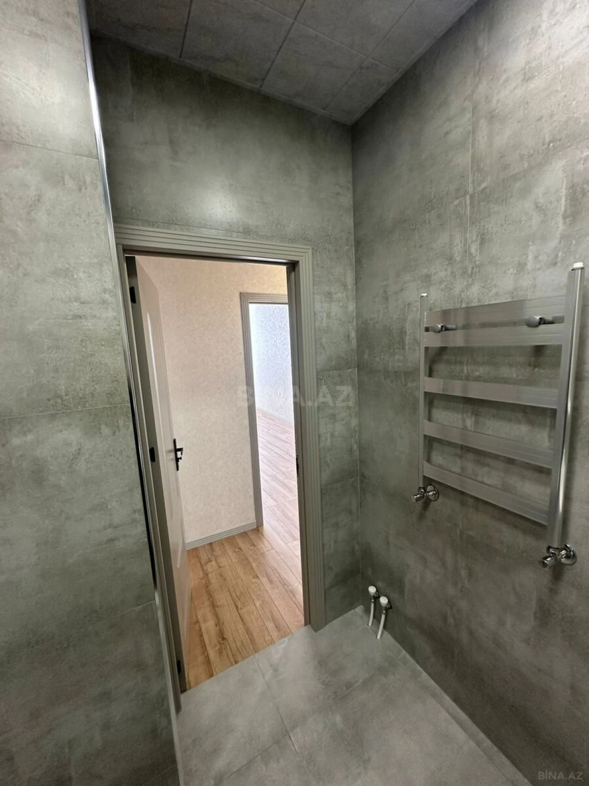 Satılır 3 otaqlı mənzil 96 m²