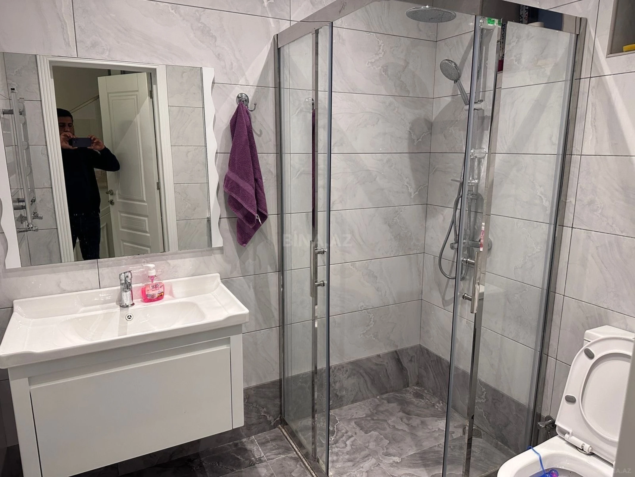 Satılır 5 otaqlı həyət evi 270 m²