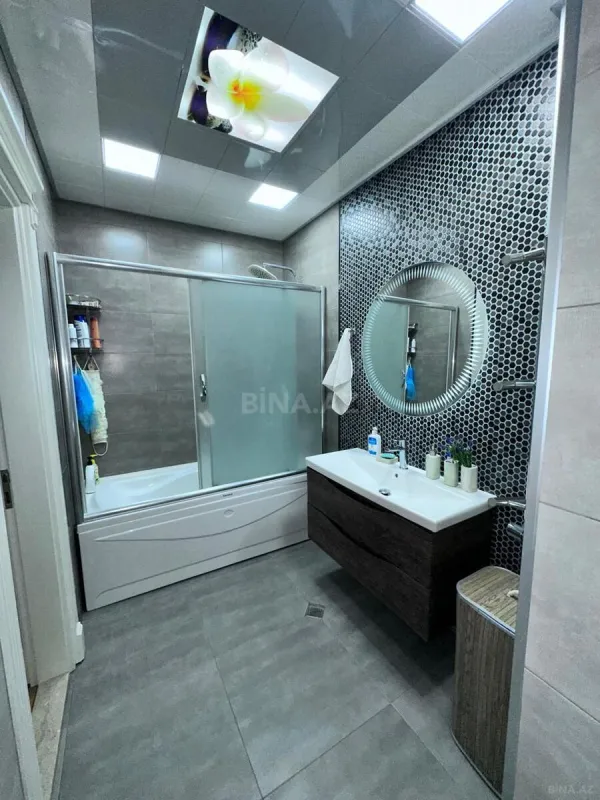 Satılır 3 otaqlı mənzil 119 m²