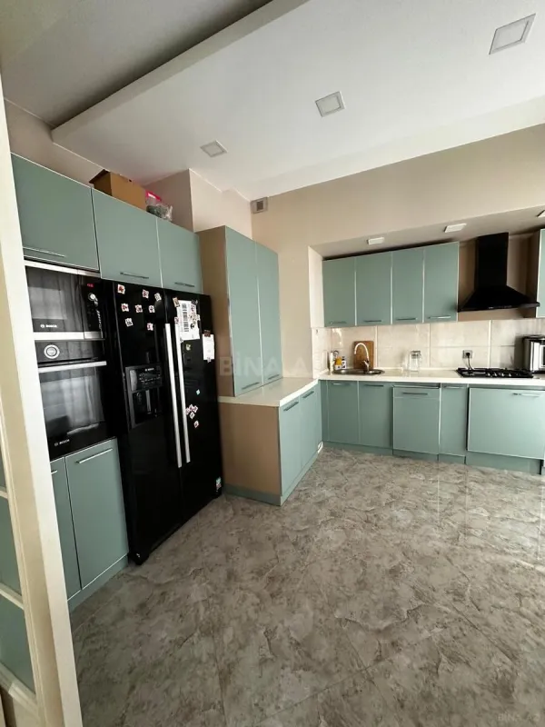 Satılır 3 otaqlı mənzil 119 m²