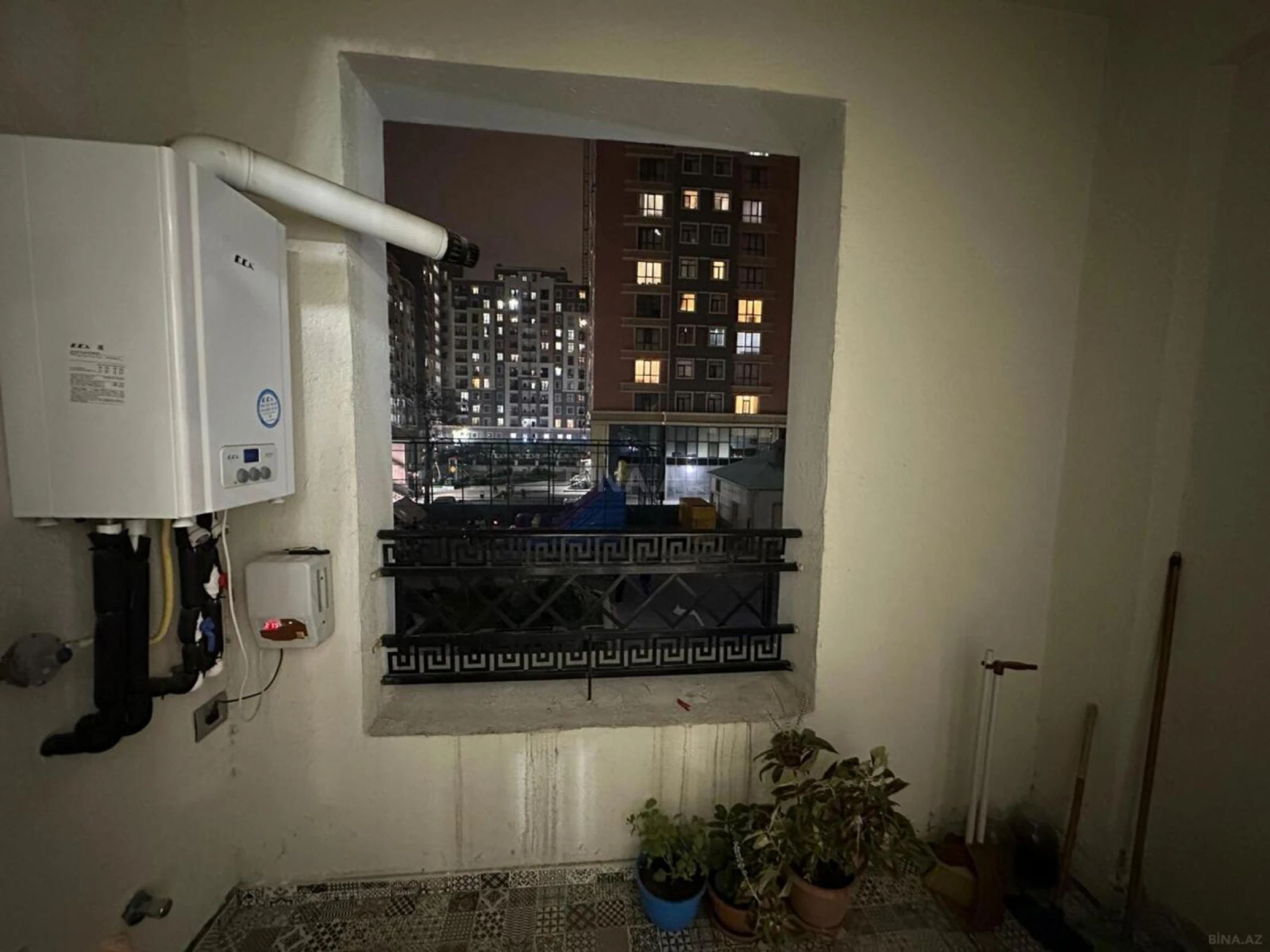 Satılır 3 otaqlı mənzil 115 m²