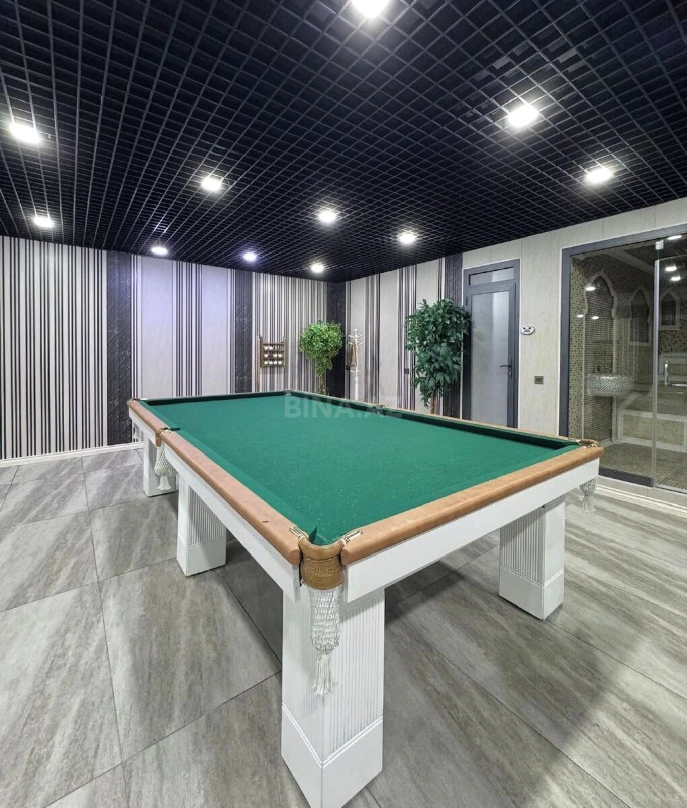 Kirayə verilir 6 otaqlı həyət evi 285 m²