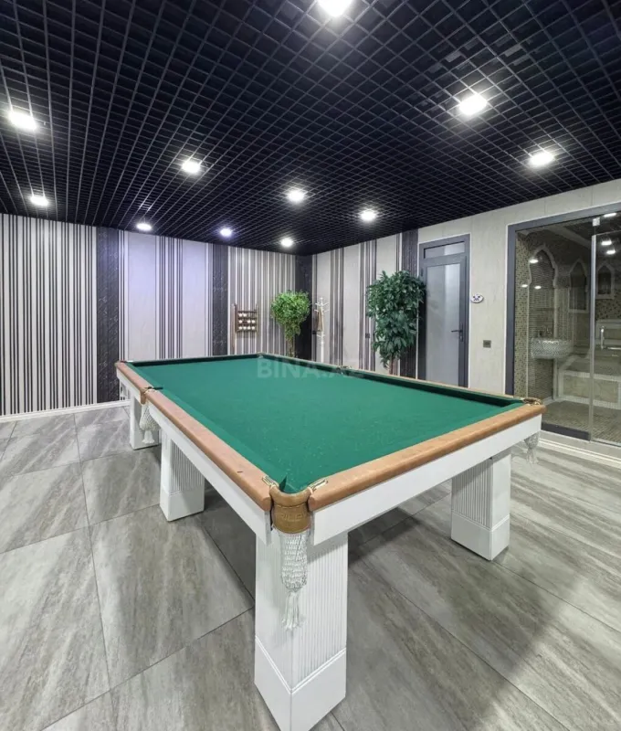 Kirayə verilir 6 otaqlı həyət evi 285 m²