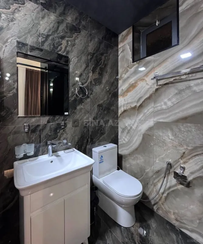 Kirayə verilir 6 otaqlı həyət evi 285 m²