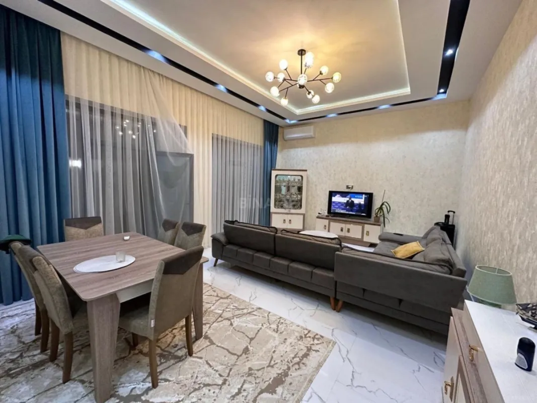 Satılır 4 otaqlı həyət evi 150 m²