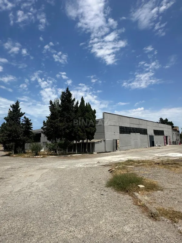 Kirayə verilir obyekt 2800 m²