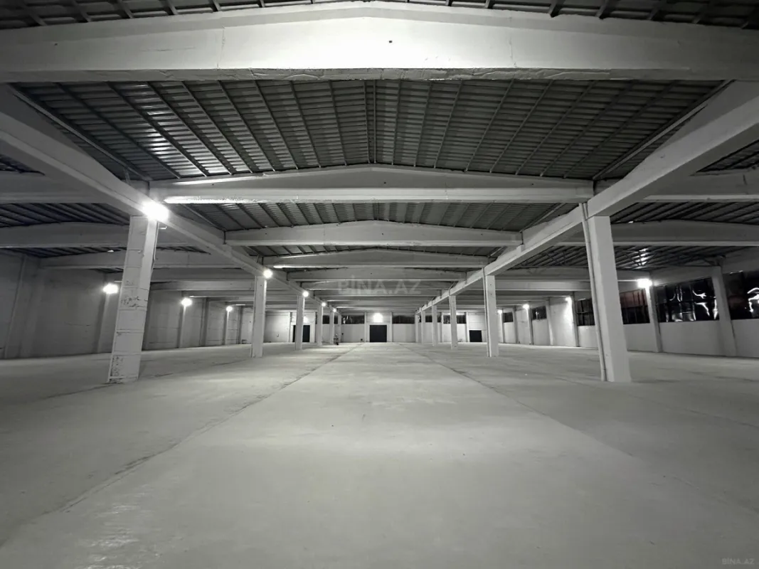 Kirayə verilir obyekt 2800 m²