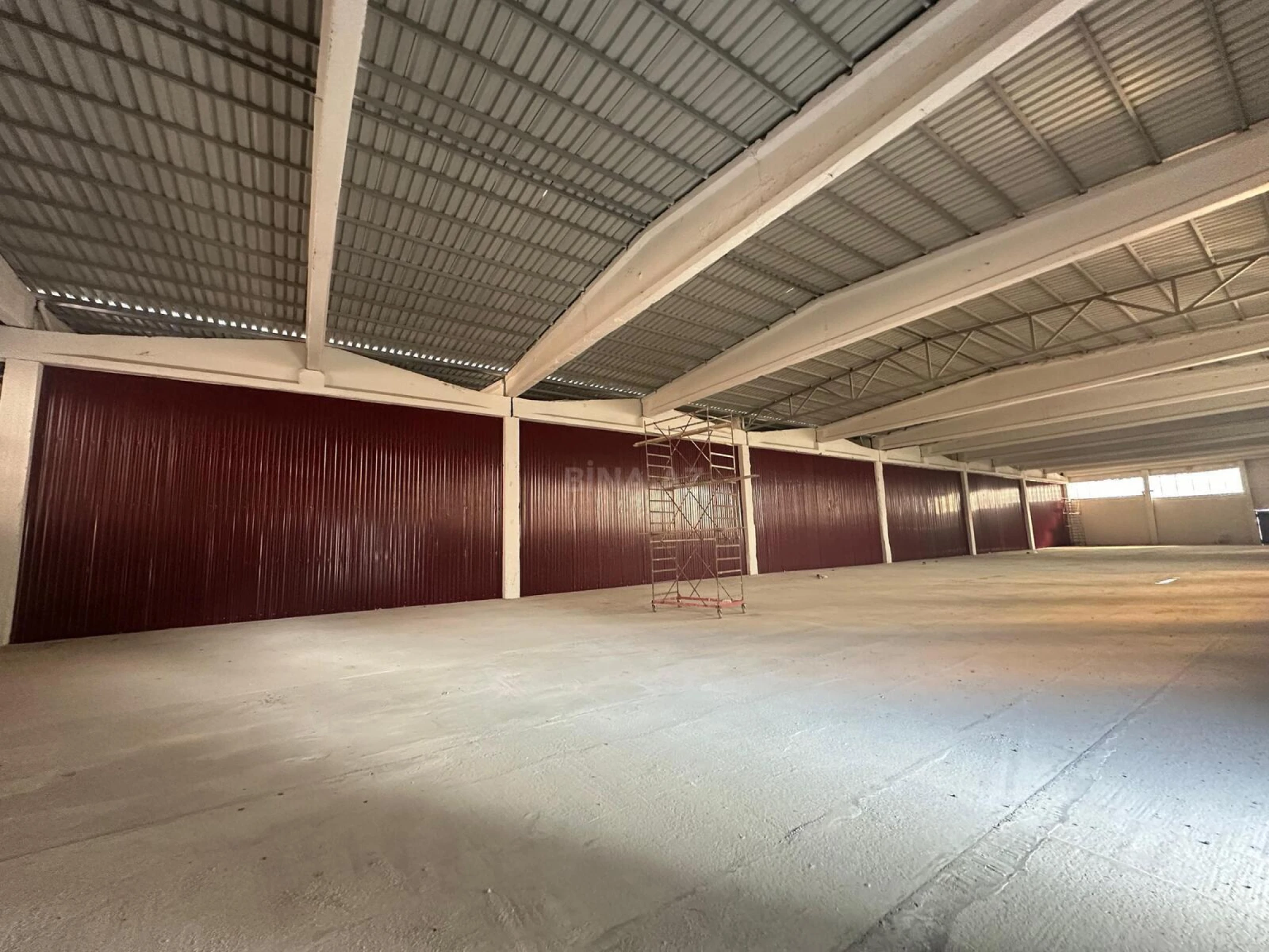 Kirayə verilir obyekt 2800 m²