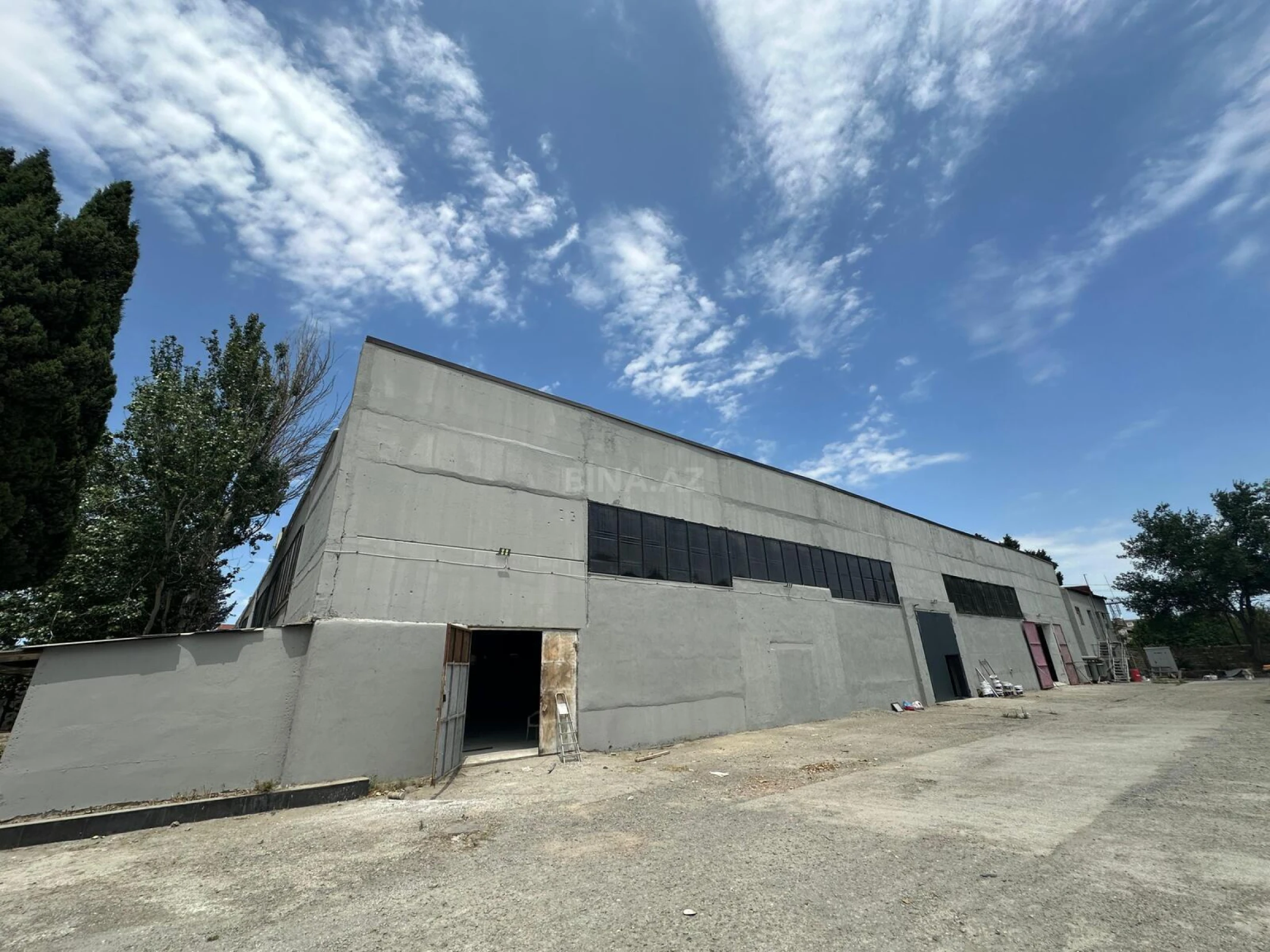 Kirayə verilir obyekt 2800 m²