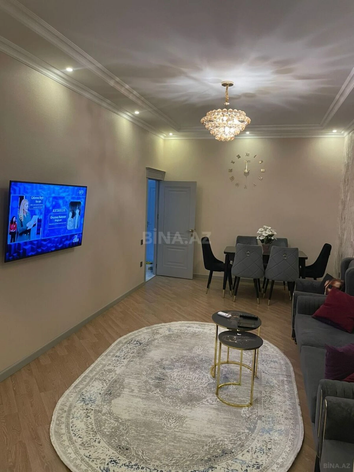 Kirayə verilir 2 otaqlı mənzil 80 m²