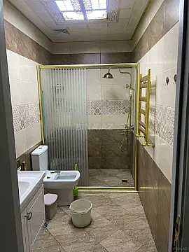 Kirayə verilir 2 otaqlı mənzil 80 m²