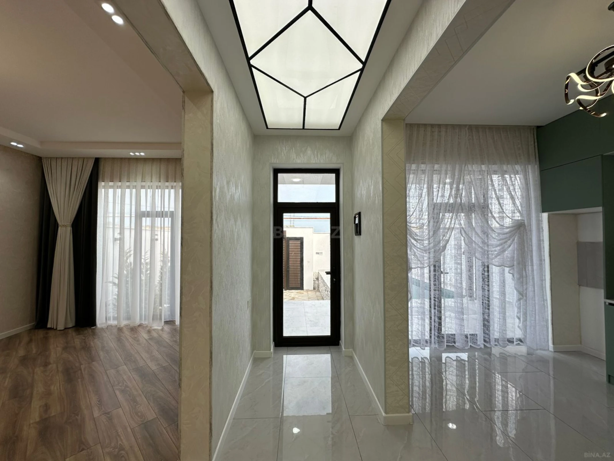 Satılır 4 otaqlı həyət evi 124 m²