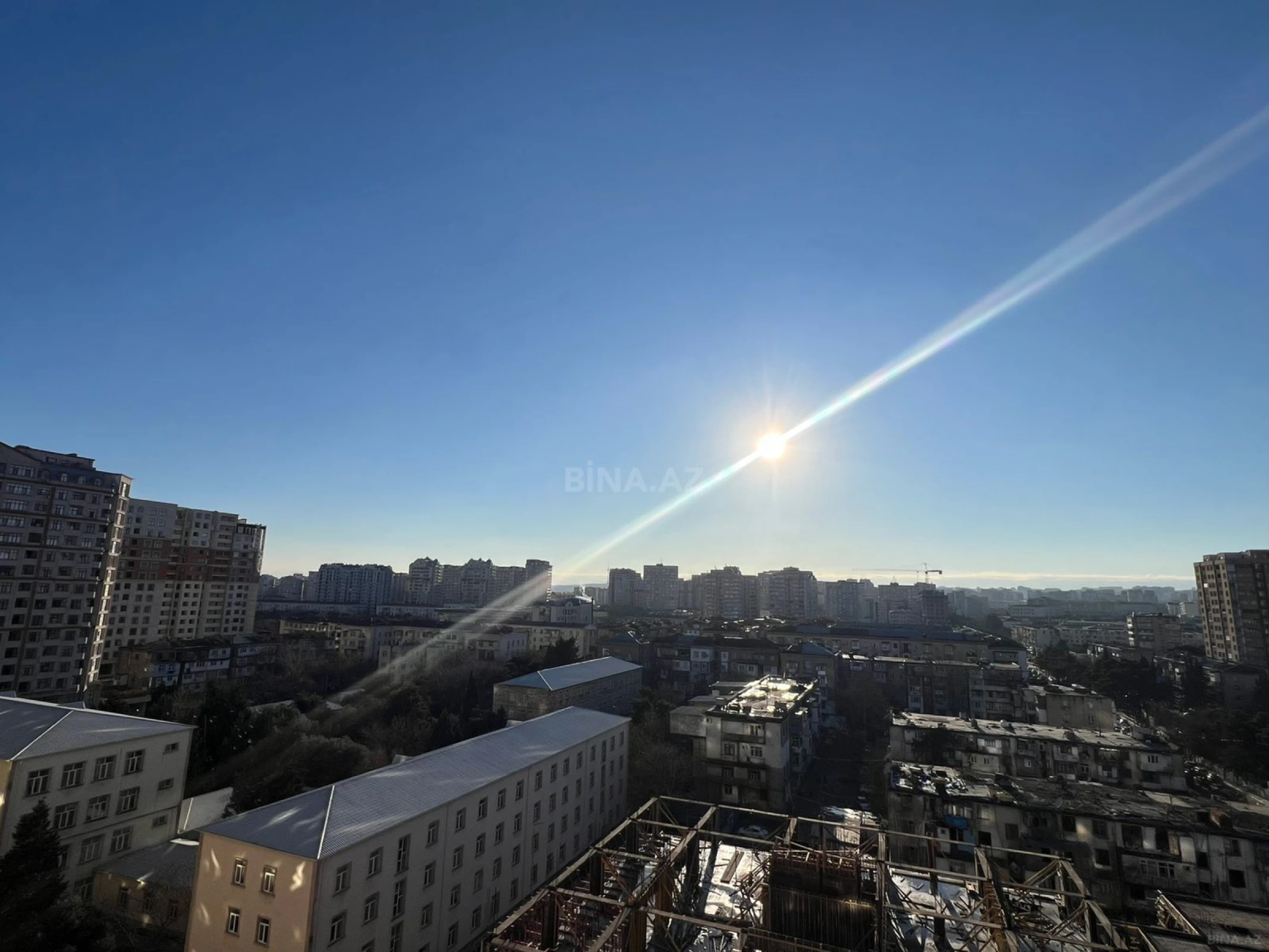 Kirayə verilir 2 otaqlı mənzil 80 m²