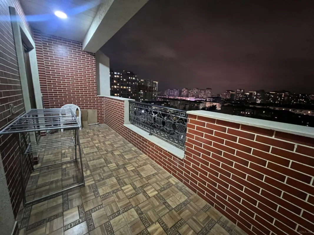 Kirayə verilir 2 otaqlı mənzil 80 m²