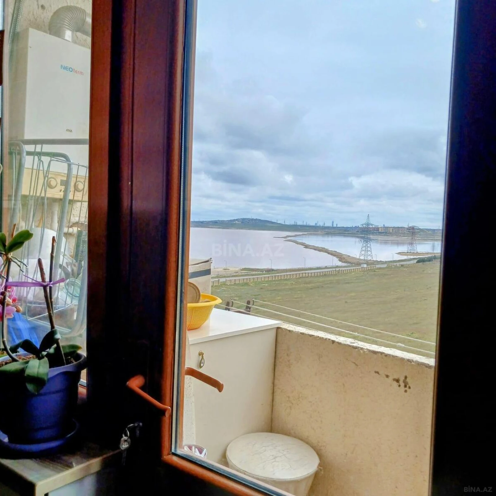 Satılır 2 otaqlı mənzil 58 m²