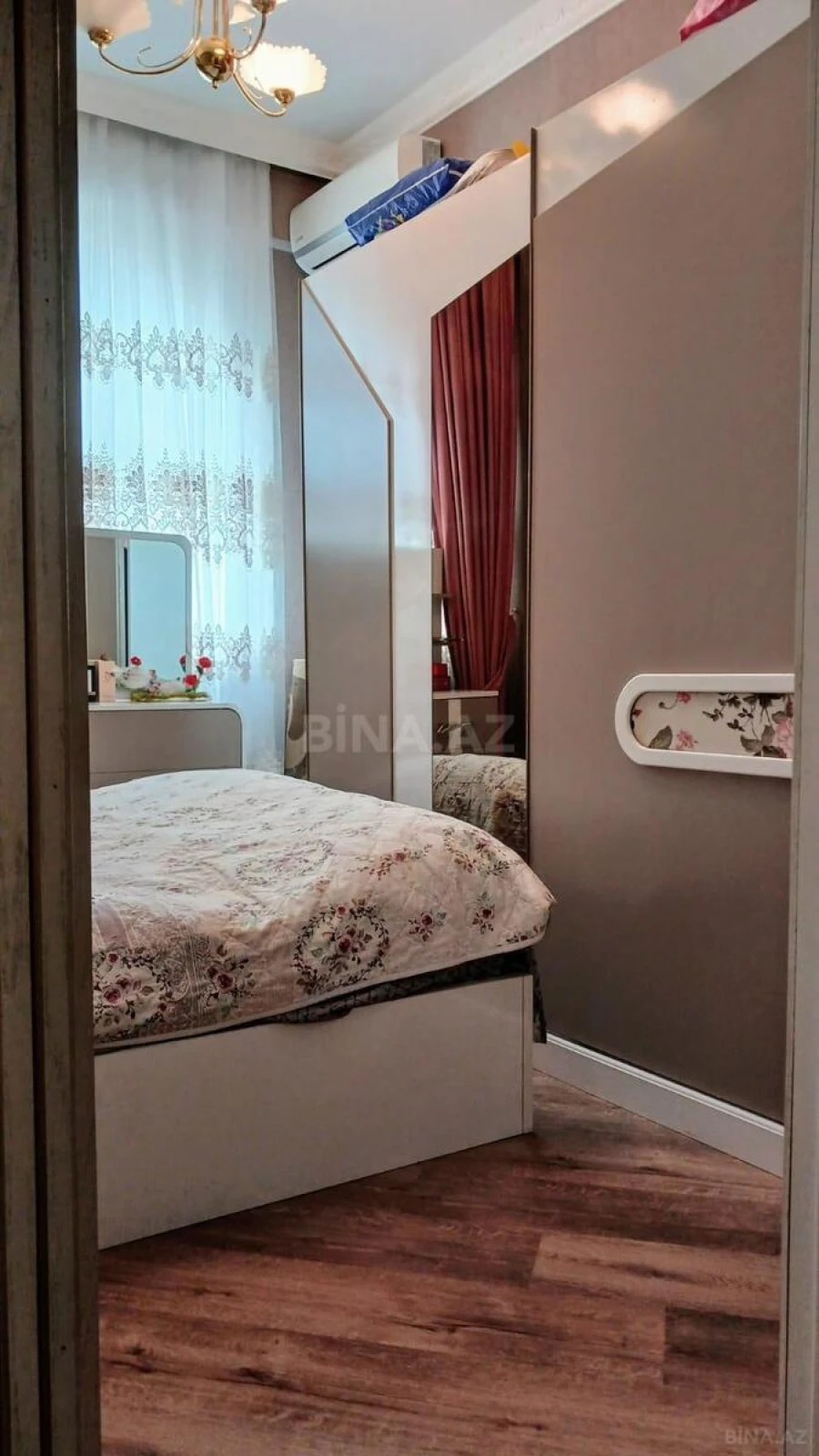 Satılır 2 otaqlı mənzil 58 m²