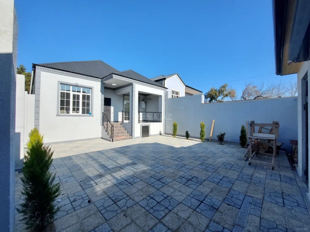 Satılır 4 otaqlı həyət evi 105 m²