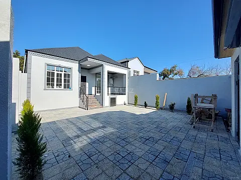 Satılır 4 otaqlı həyət evi 105 m²
