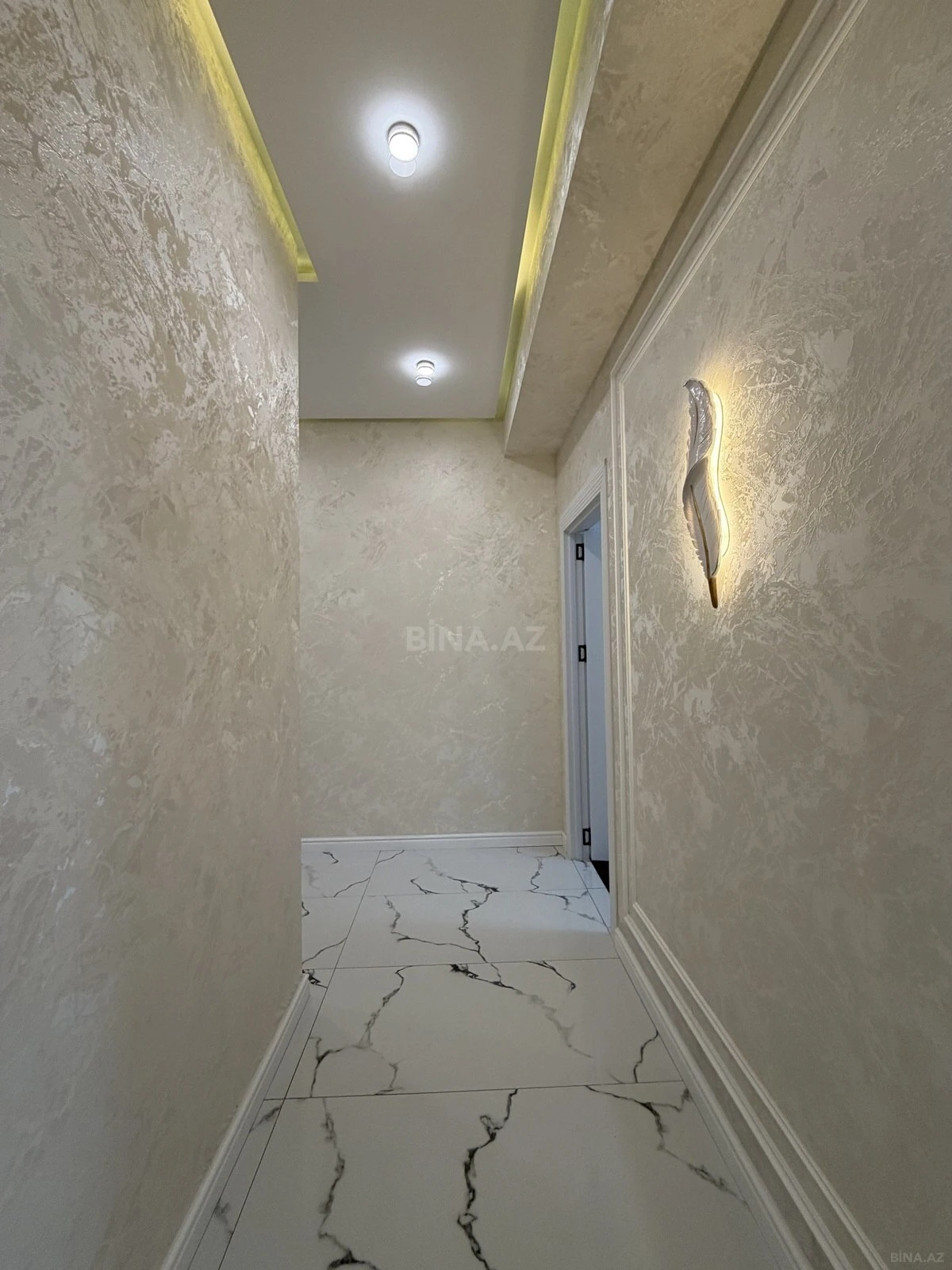 Satılır 2 otaqlı mənzil 66 m²