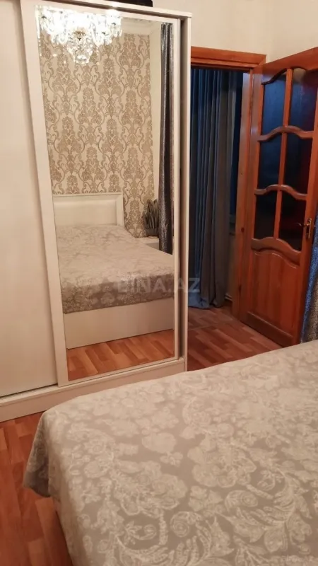 Satılır 3 otaqlı mənzil 95 m²