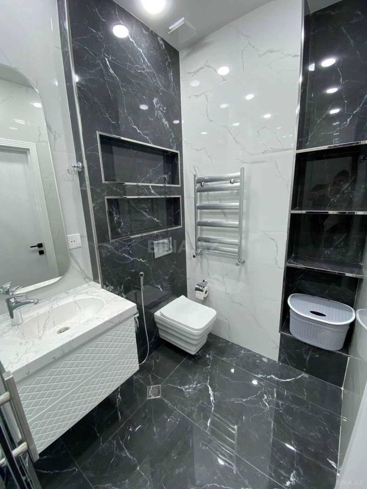 Kirayə verilir 2 otaqlı mənzil 80 m²