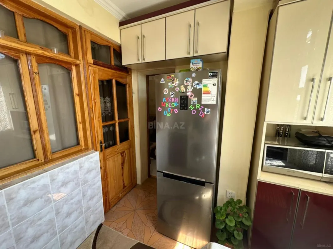 Satılır 3 otaqlı mənzil 68 m²