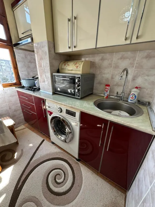 Satılır 3 otaqlı mənzil 68 m²