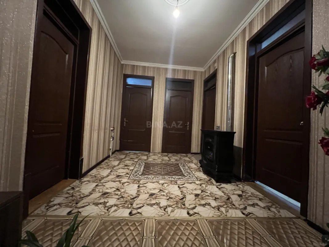 Satılır 3 otaqlı həyət evi 140 m²