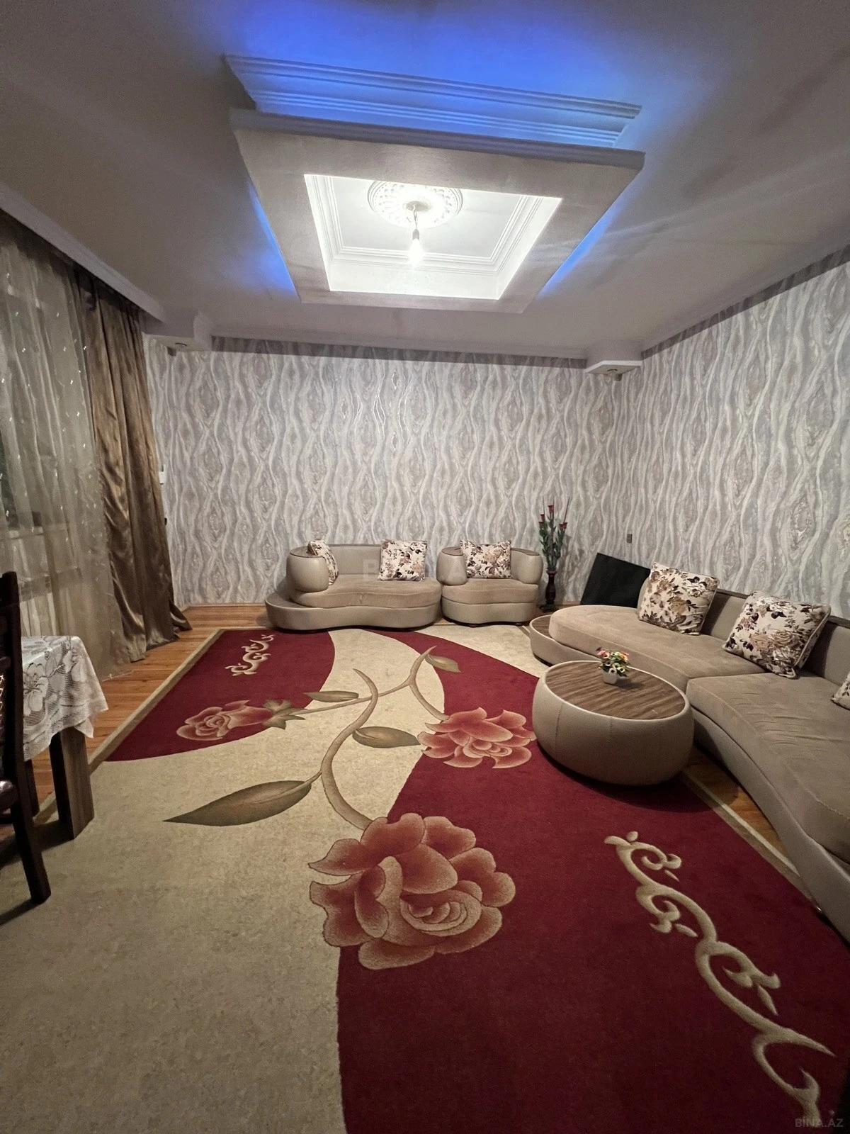 Satılır 3 otaqlı həyət evi 140 m²