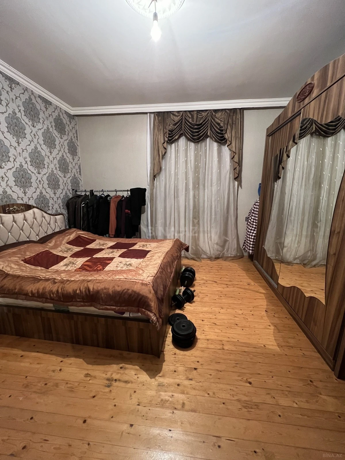 Satılır 3 otaqlı həyət evi 140 m²