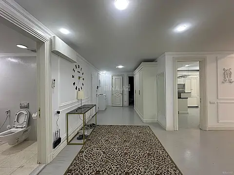 Kirayə verilir 4 otaqlı mənzil 268 m²
