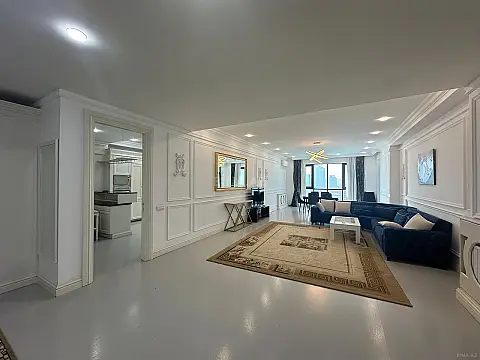 Kirayə verilir 4 otaqlı mənzil 268 m²