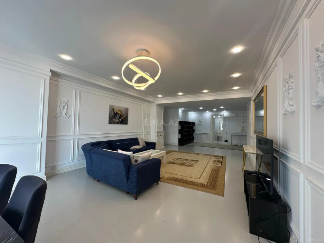 Kirayə verilir 4 otaqlı mənzil 268 m²