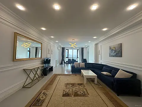 Kirayə verilir 4 otaqlı mənzil 268 m²