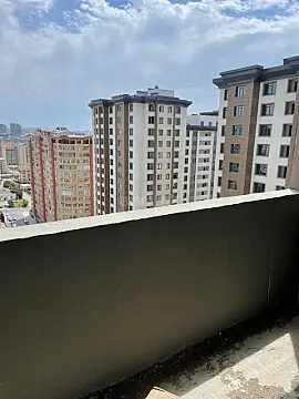 Satılır 2 otaqlı mənzil 76 m²