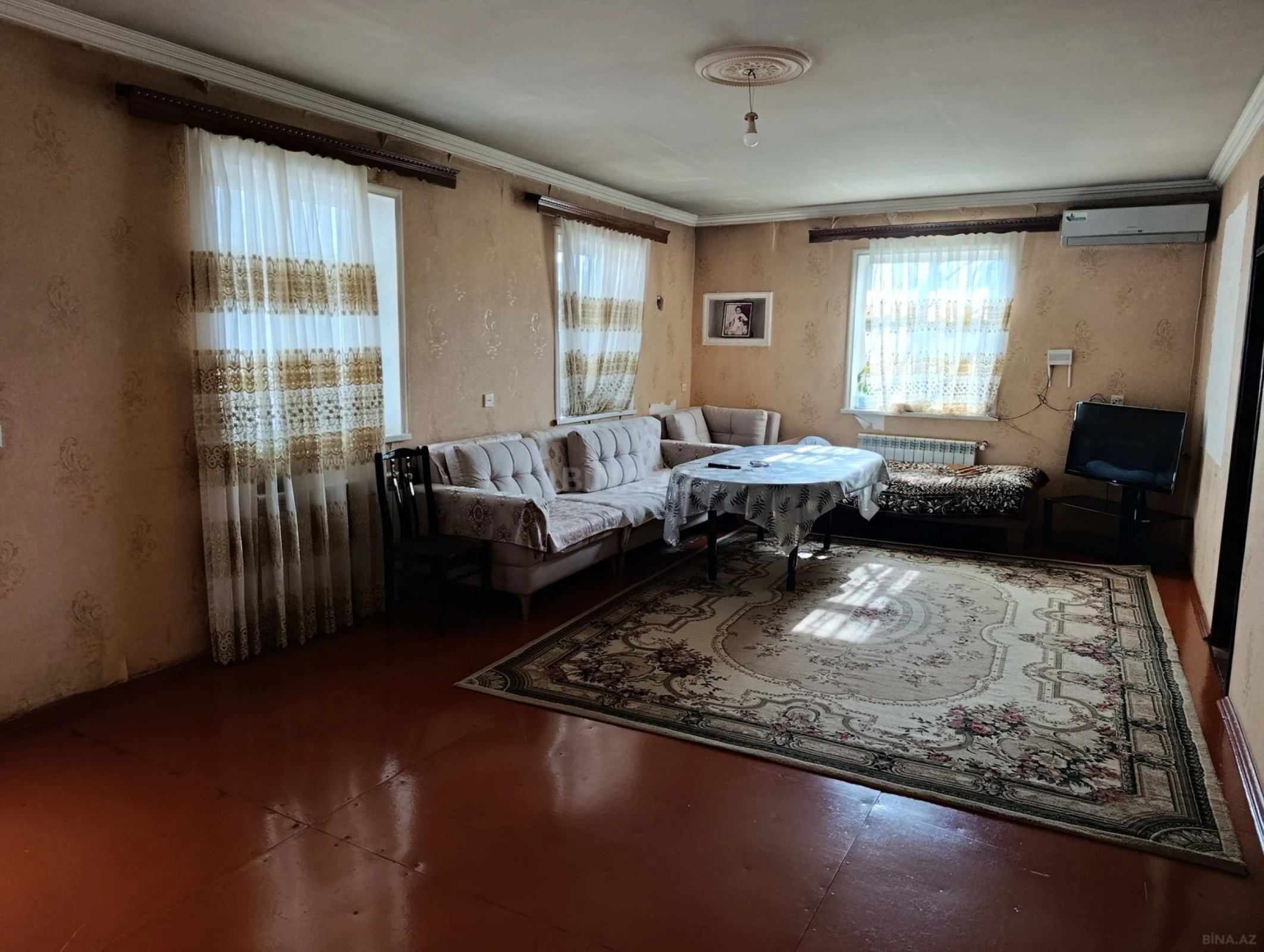 Satılır 4 otaqlı həyət evi 150 m²