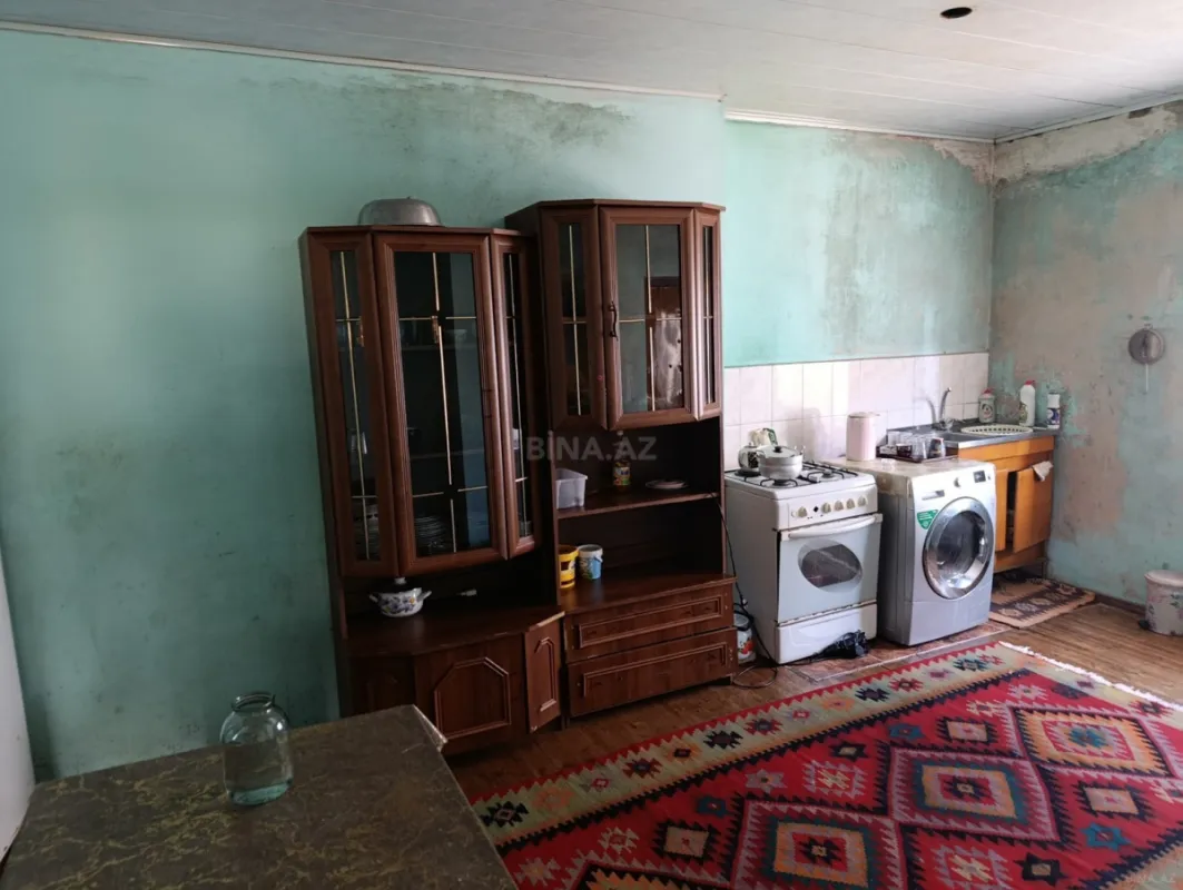 Satılır 4 otaqlı həyət evi 150 m²