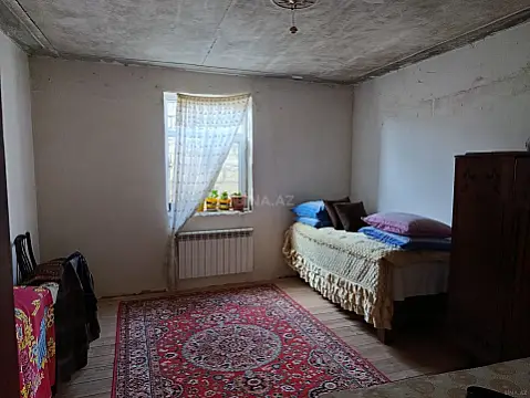 Satılır 4 otaqlı həyət evi 150 m²