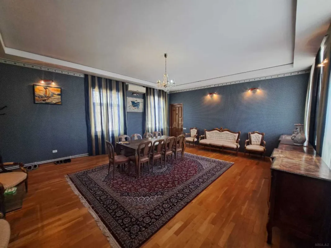 Kirayə verilir 4 otaqlı mənzil 160 m²