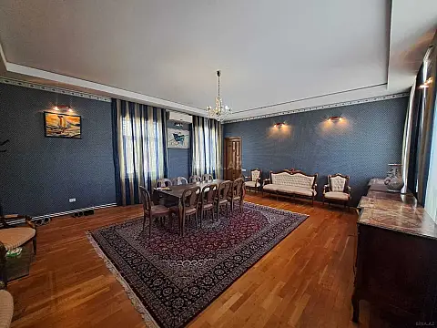 Kirayə verilir 4 otaqlı mənzil 160 m²