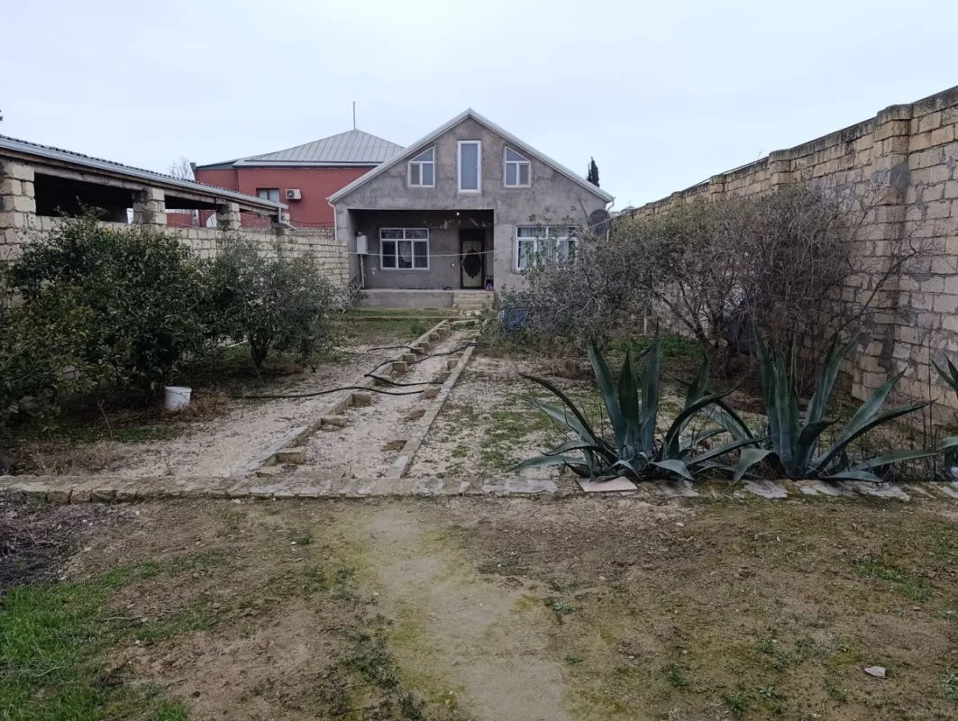 Satılır 3 otaqlı həyət evi 120 m²