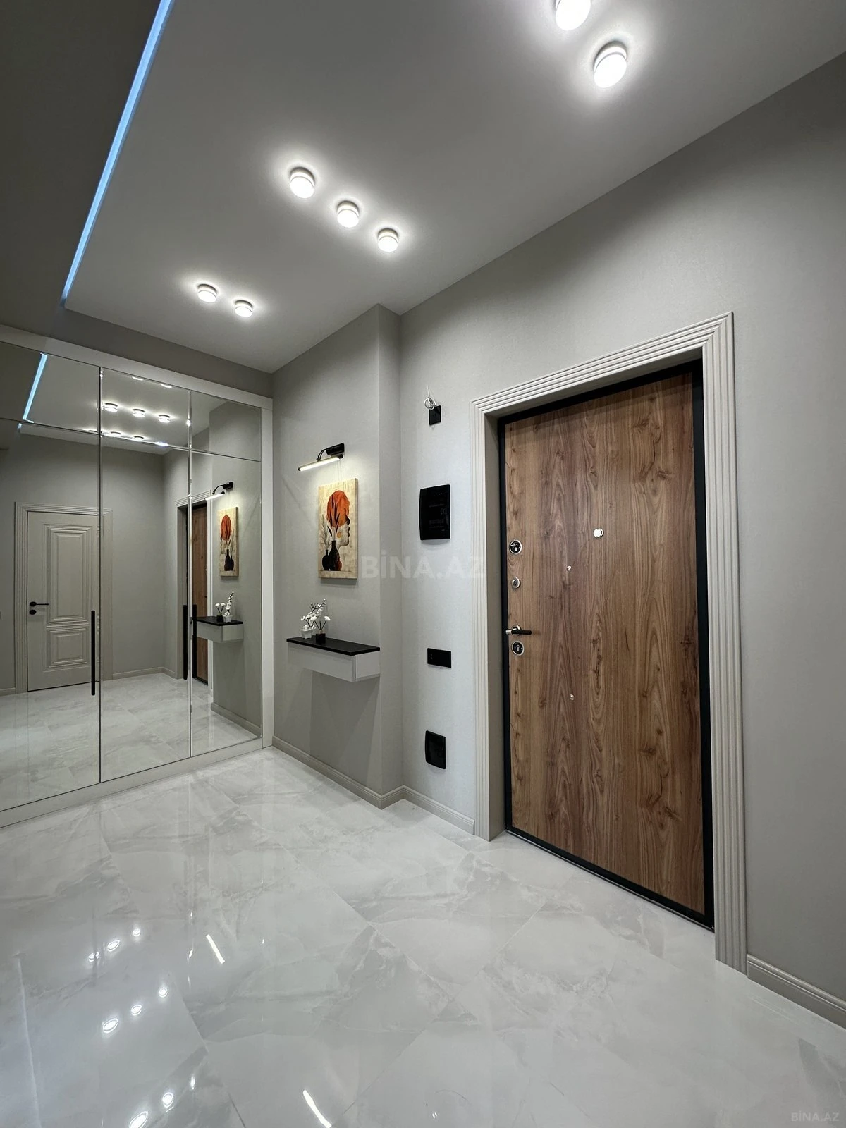 Satılır 2 otaqlı mənzil 55 m²