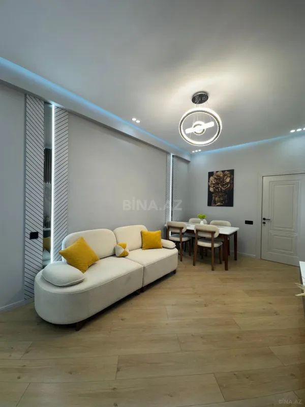 Satılır 2 otaqlı mənzil 55 m²