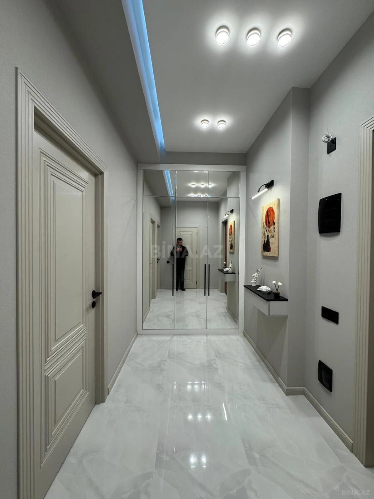 Satılır 2 otaqlı mənzil 55 m²