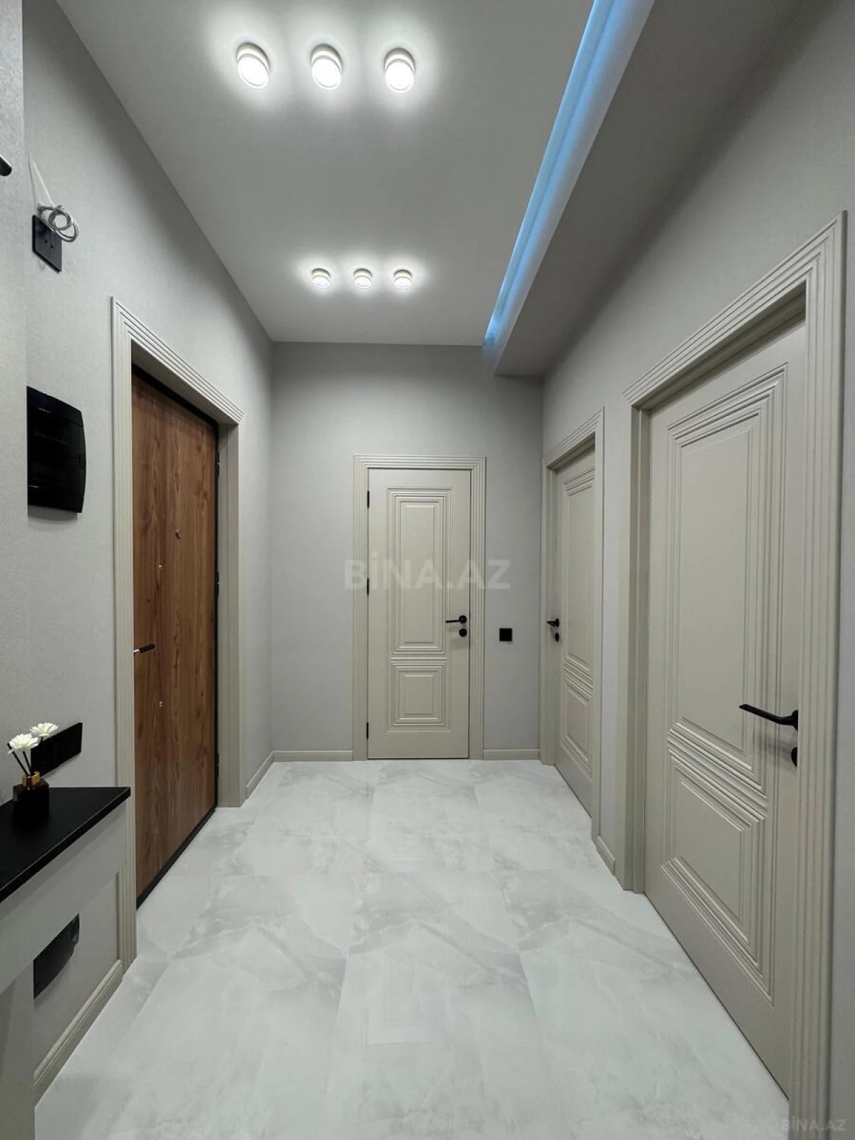 Satılır 2 otaqlı mənzil 55 m²