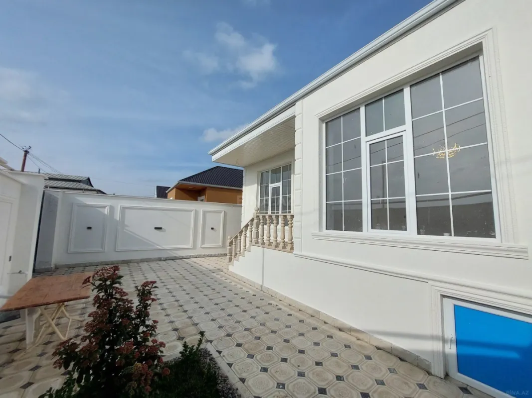 Satılır 3 otaqlı həyət evi 100 m²