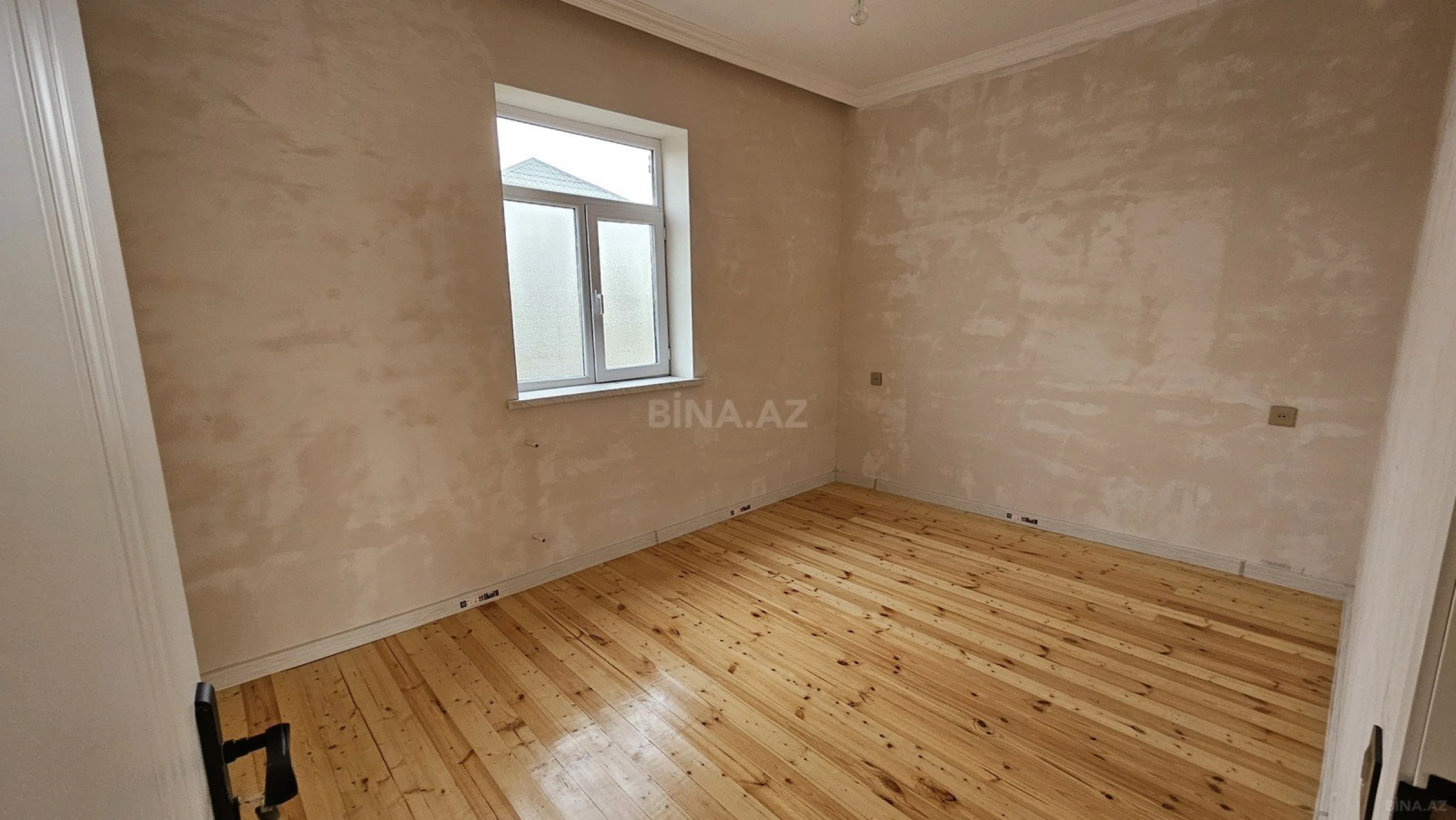 Satılır 3 otaqlı həyət evi 80 m²