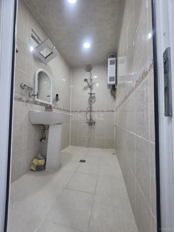 Satılır 2 otaqlı mənzil 65 m²