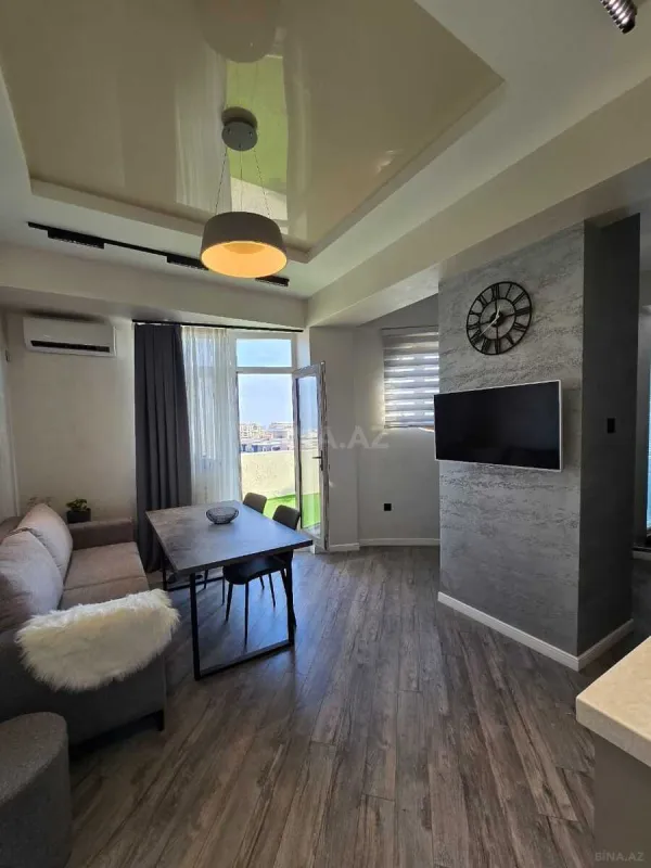 Satılır 3 otaqlı mənzil 464 m²