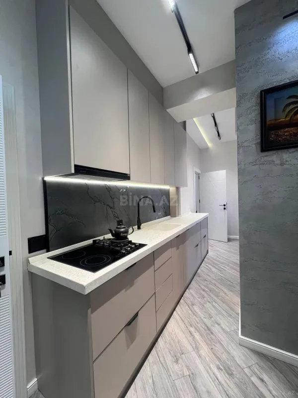 Satılır 3 otaqlı mənzil 464 m²